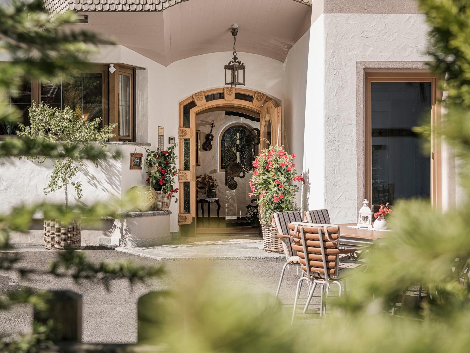 Apparthotel "Landhaus Veronika" Mayrhofen Εξωτερικό φωτογραφία
