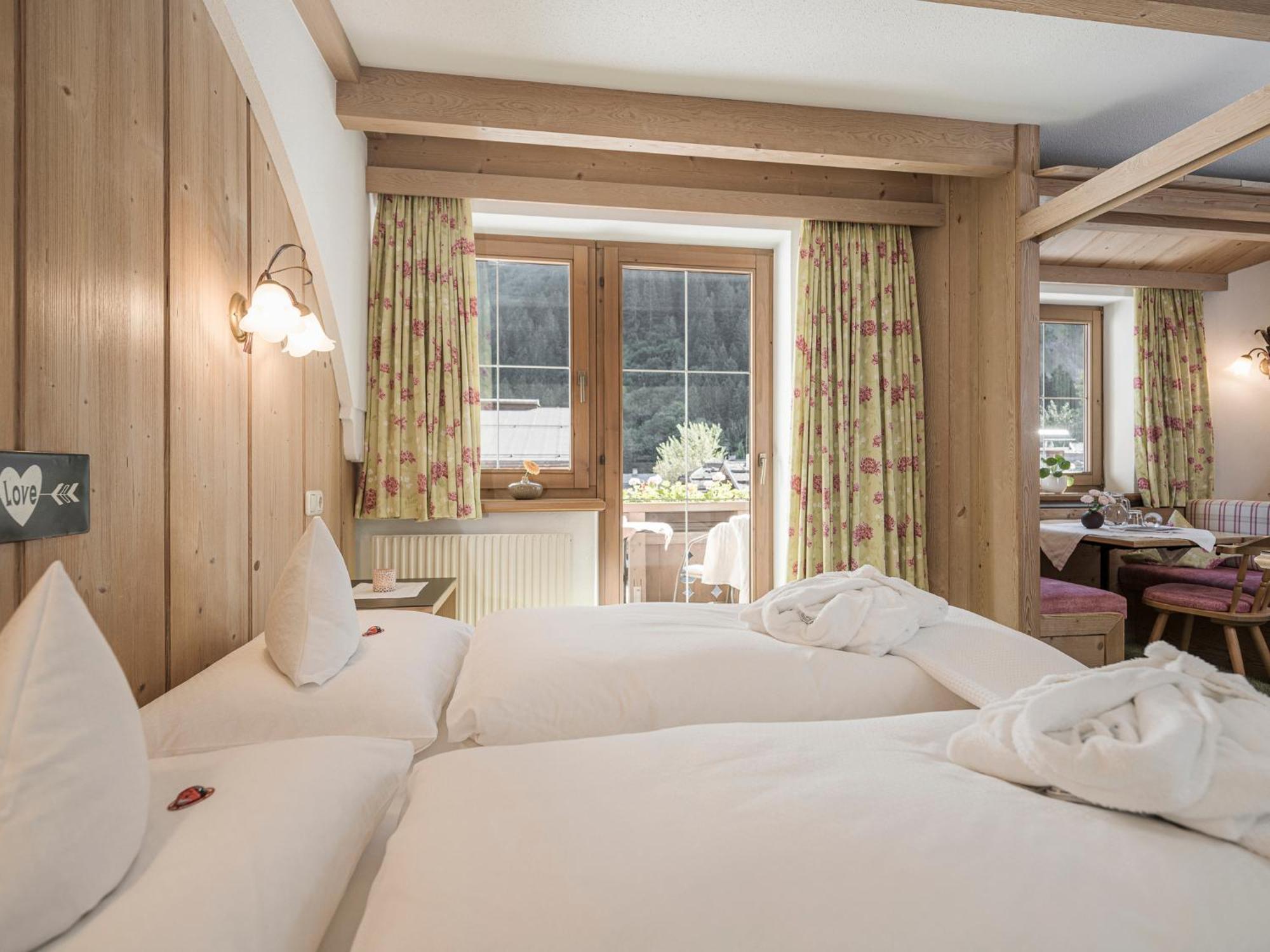 Apparthotel "Landhaus Veronika" Mayrhofen Εξωτερικό φωτογραφία